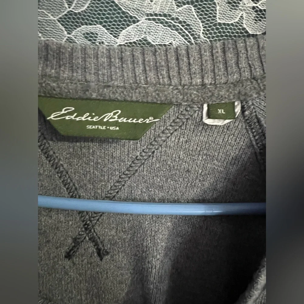 Eddie Bauer Men’s Gray Fitted Crewneck Sweater Size XL - Picture 3 of 6
